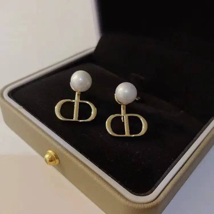 D-Shape Pearl Earrings Gold Black Rose Gold