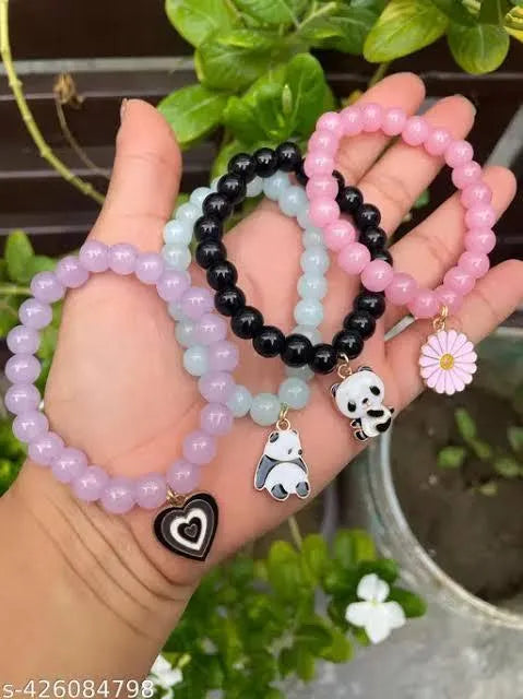 Multicolor Beaded Bracelet with Cute Charm Pendant for Women